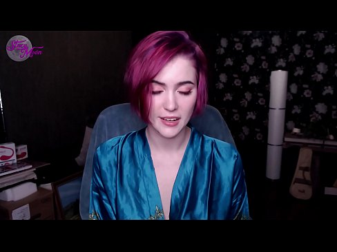 ❤️ Taelo ea ho jerk off ho ngoanana oa Serussia ka Senyesemane ❤ ❌